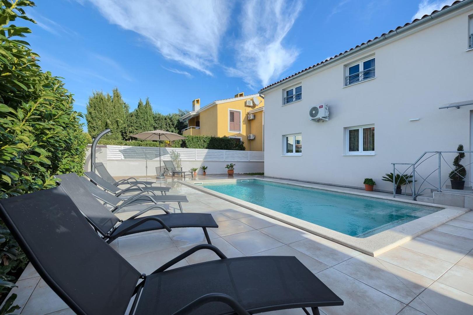Villa Nimi Pola Esterno foto