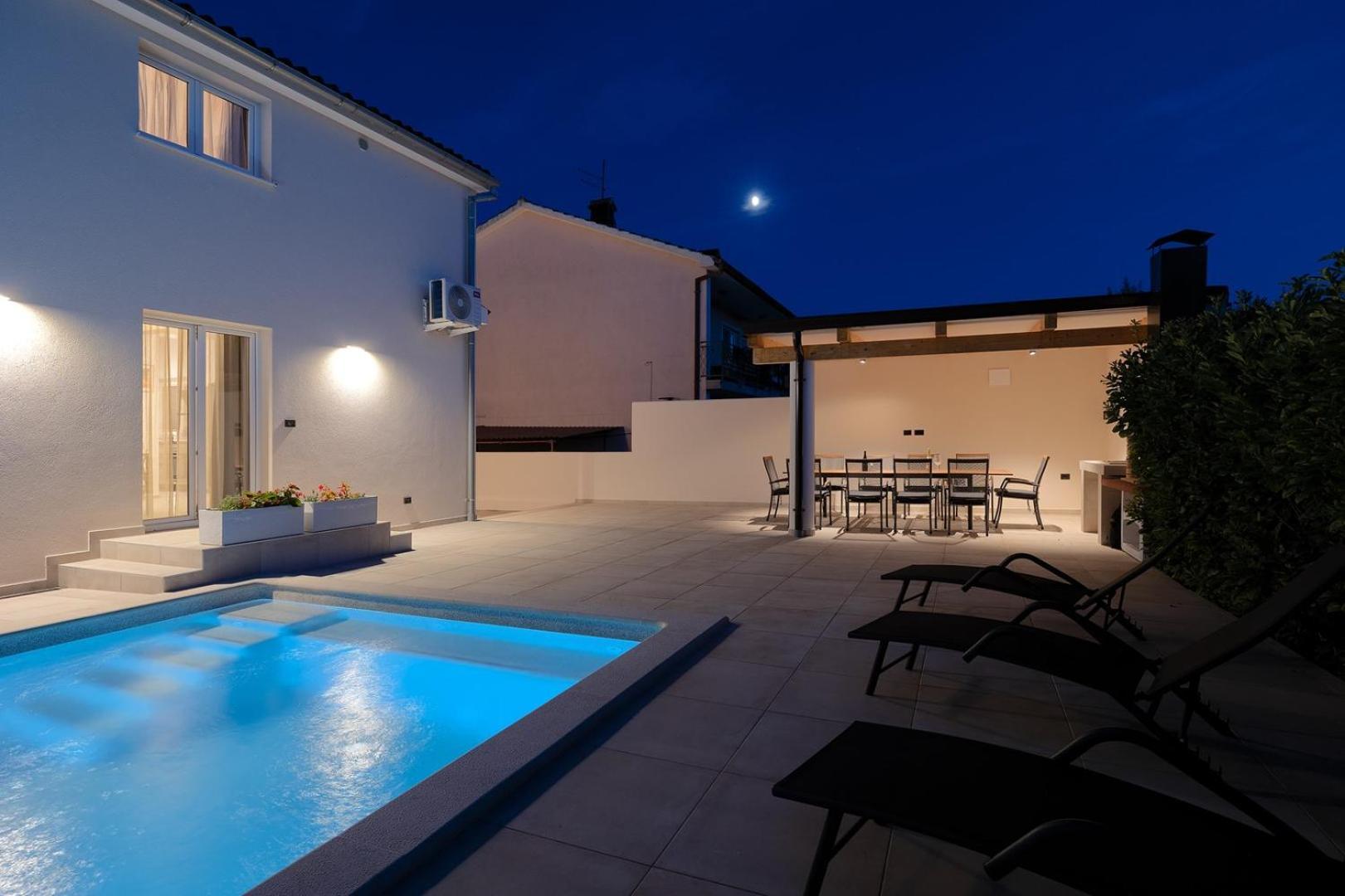 Villa Nimi Pola Esterno foto